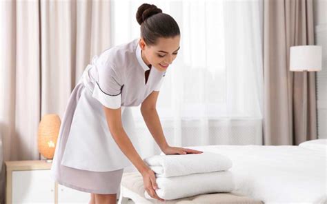 Sep 21, 2019 ... Why Housekeeping? Q. Why do you want to be a Housekeeper and what can you bring to the role? Q. The job of a Housekeeper can be stressful at ...